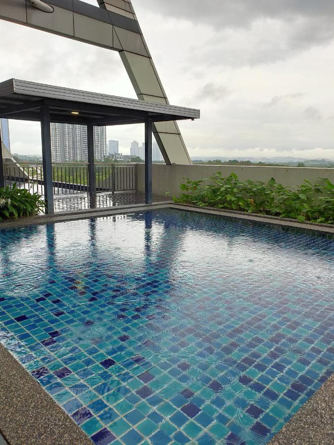 D Bunga مسلم Homestay Pool View Legoland Nusajaya Nusajaya (Iskandar Puteri) Exterior foto