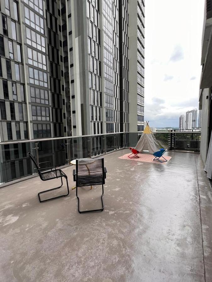 D Bunga مسلم Homestay Pool View Legoland Nusajaya Nusajaya (Iskandar Puteri) Exterior foto