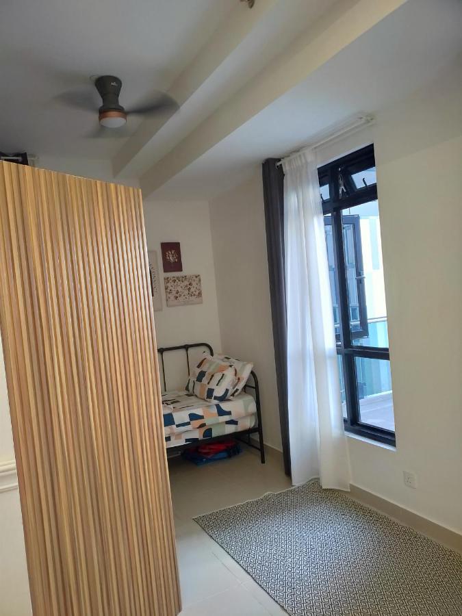 D Bunga مسلم Homestay Pool View Legoland Nusajaya Nusajaya (Iskandar Puteri) Exterior foto