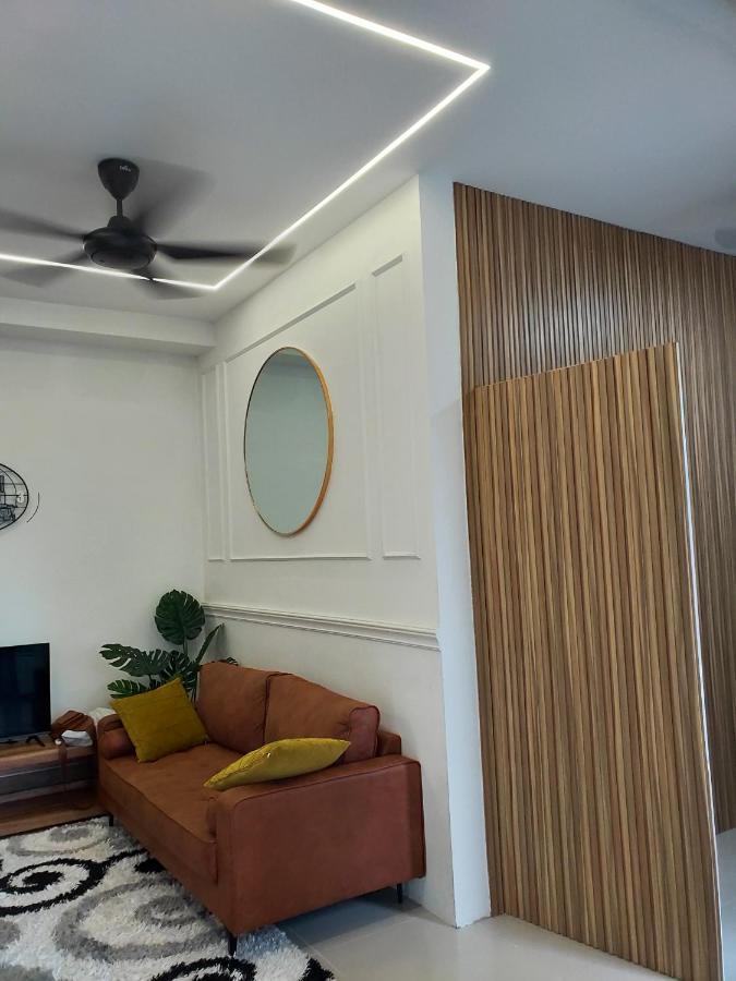 D Bunga مسلم Homestay Pool View Legoland Nusajaya Nusajaya (Iskandar Puteri) Exterior foto