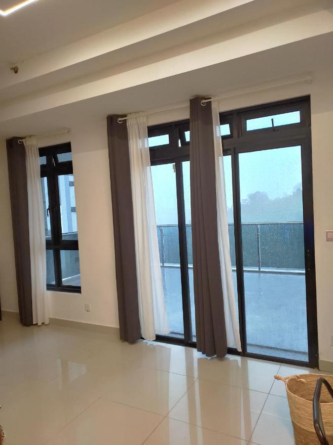 D Bunga مسلم Homestay Pool View Legoland Nusajaya Nusajaya (Iskandar Puteri) Exterior foto